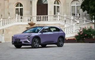 Hongqi EHS7